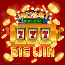 ဘောလုံးပွဲကြည့် ပရိသတ်နှင့် Live Betting ဖုန်းမှ ကစားနေသောပုံ